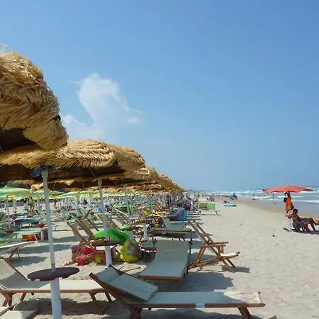 Apartment Marina 3 - Pineto